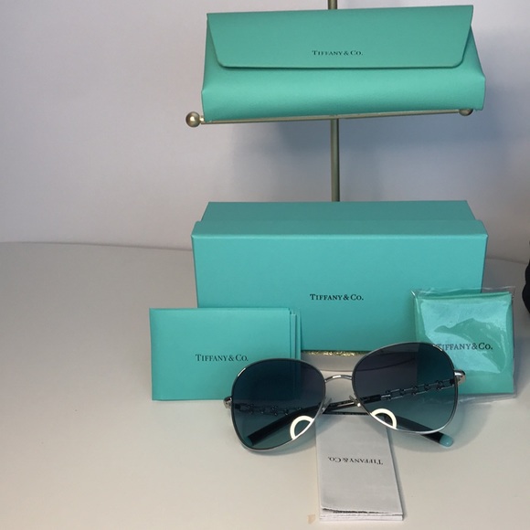 New🔥🔥 - TIFFANY TF3086 Azure Gradient Blue Silver Sunglasses - Picture 11 of 13